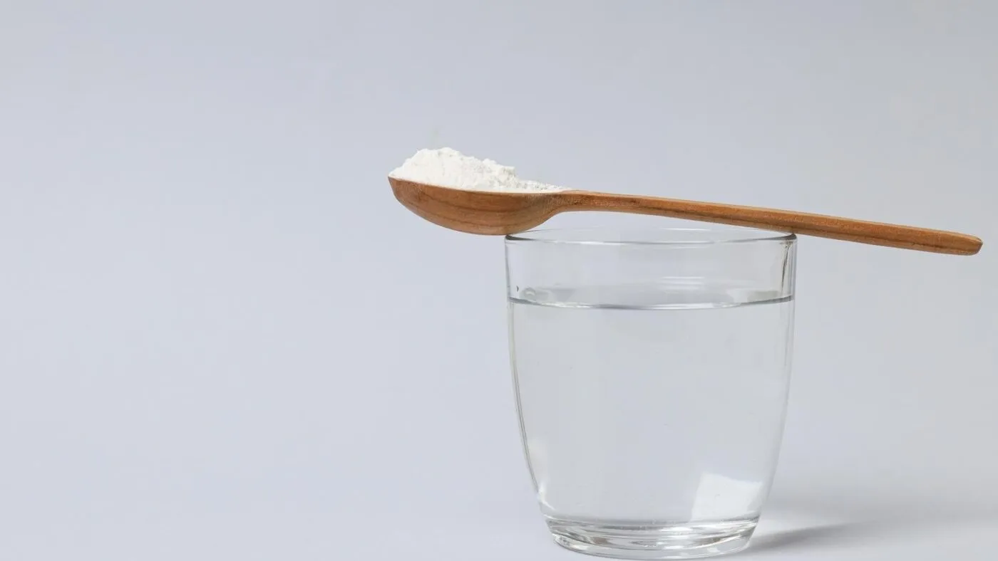 Súc miệng nước muối sinh lý có tốt không - Bí quyết giữ nụ cười khỏe